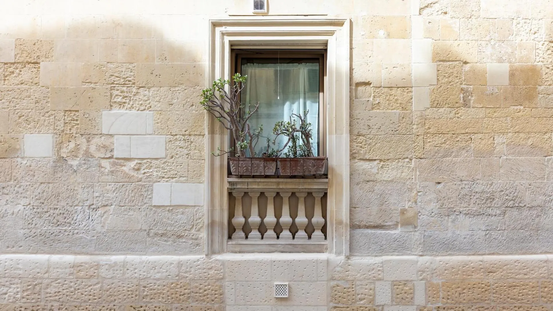 Bed & Breakfast Acquaviva Apartments & Rooms Lecce Italy